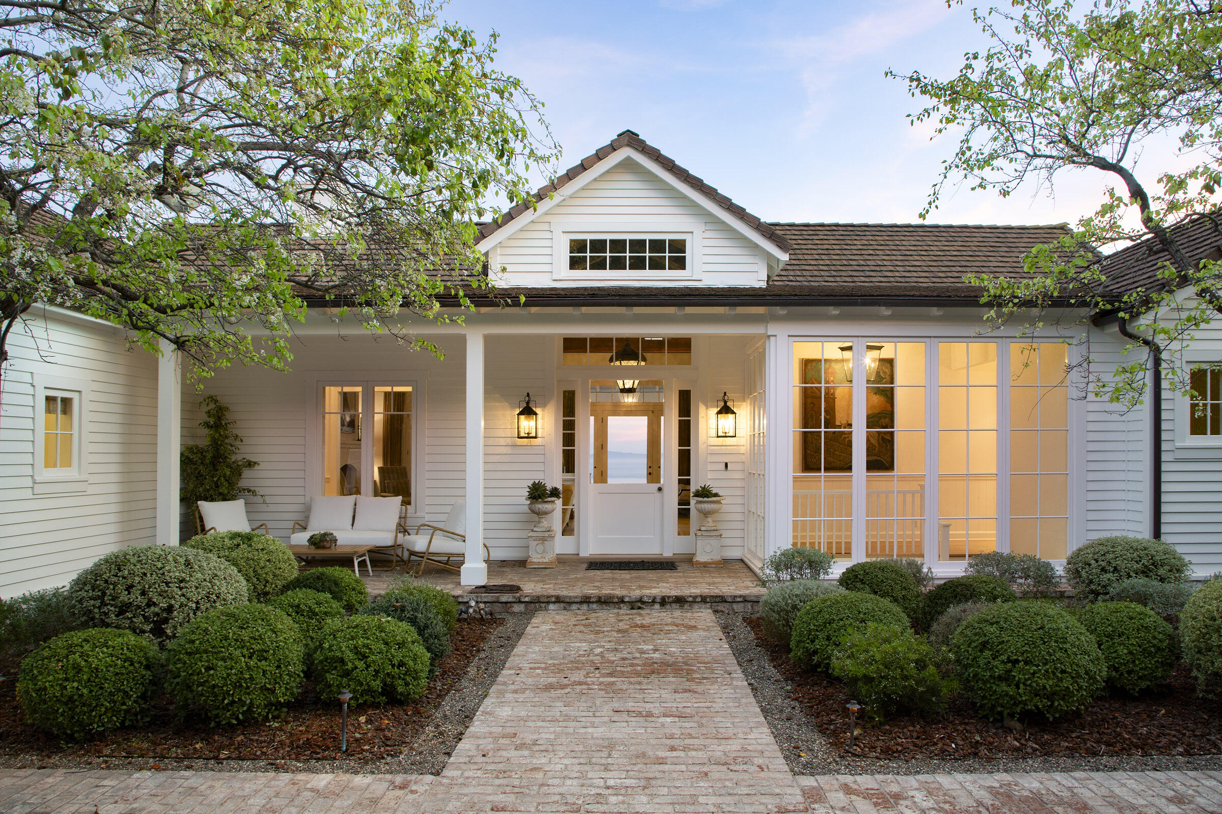976 Hot Springs Road, Montecito, CA 93108